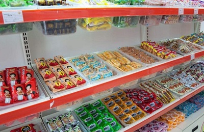 零食連鎖加盟 餐飲服務領域的藍海機遇與挑戰